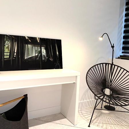 Stylish Central Superior Bedroom In Kolonaki Athens Luaran gambar