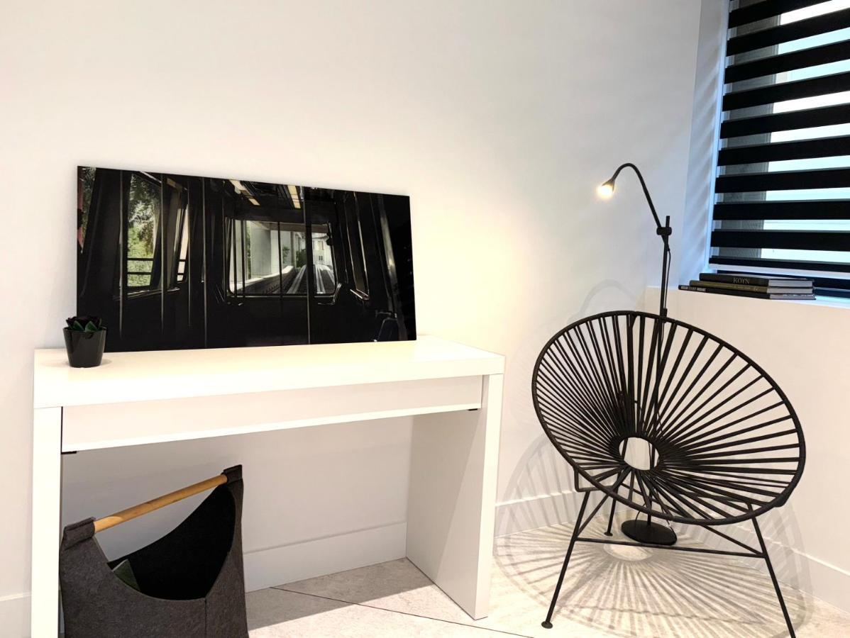Stylish Central Superior Bedroom In Kolonaki Athens Luaran gambar
