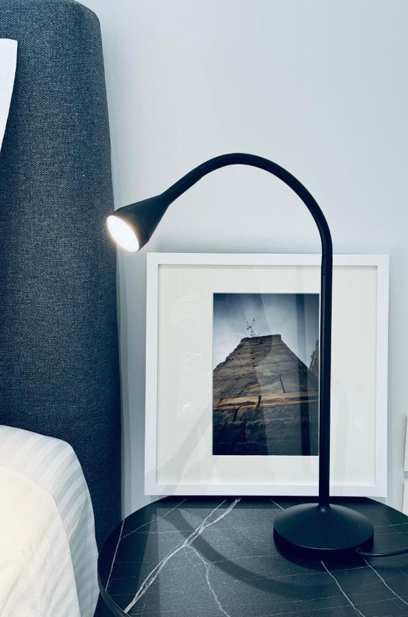 Stylish Central Superior Bedroom In Kolonaki Athens Luaran gambar